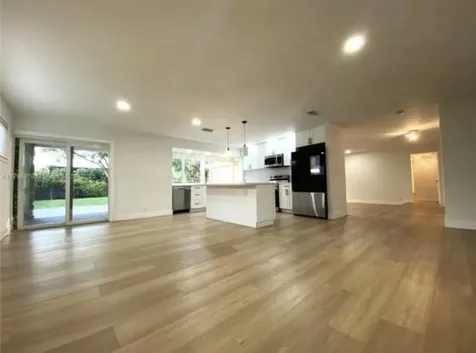 4401 Madison Street Hollywood FL 33021