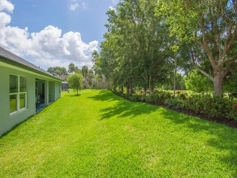 1340 Willow Oak Court Vero Beach FL 32966