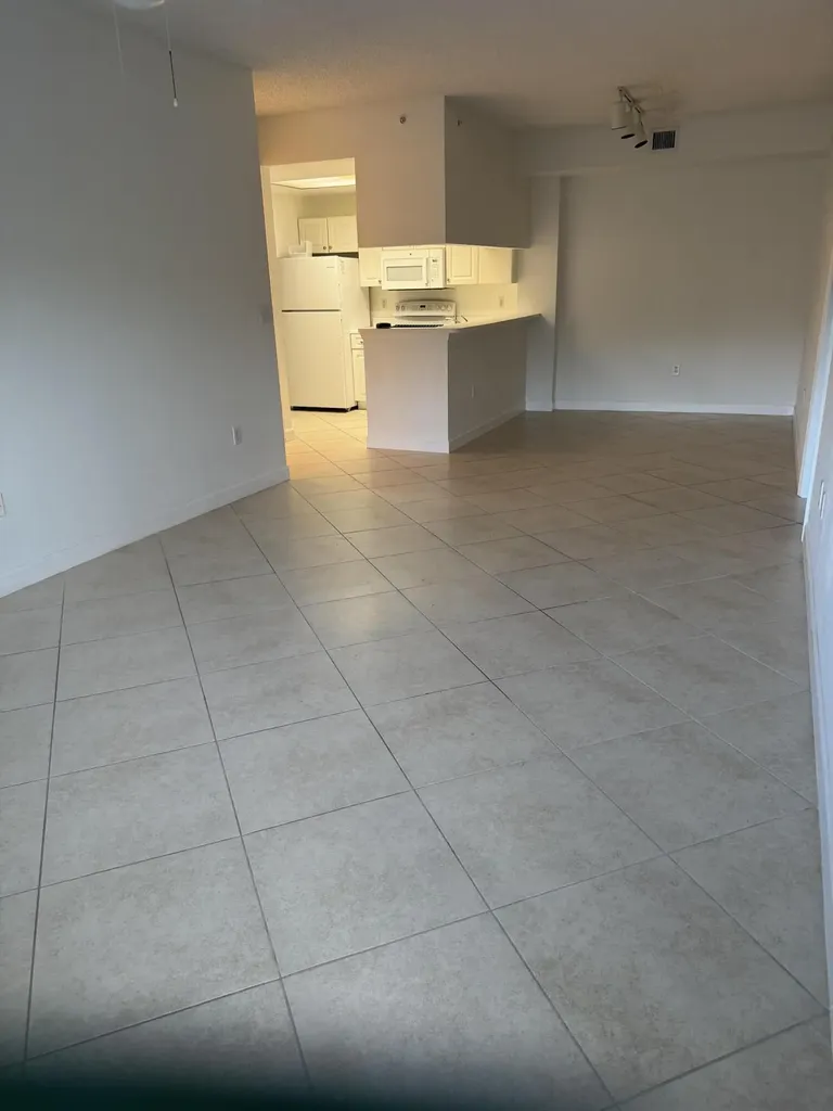 2802 Sarento Place Palm Beach Gardens FL 33410