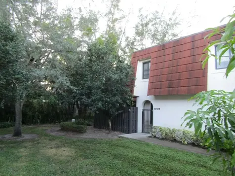 2212 White Pine Circle Greenacres FL 33415