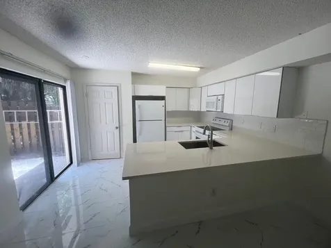 2212 White Pine Circle Greenacres FL 33415