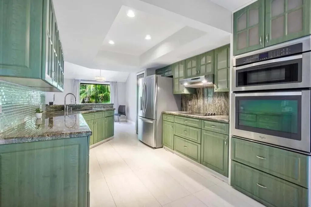 4140 Woods End Road Boca Raton FL 33487