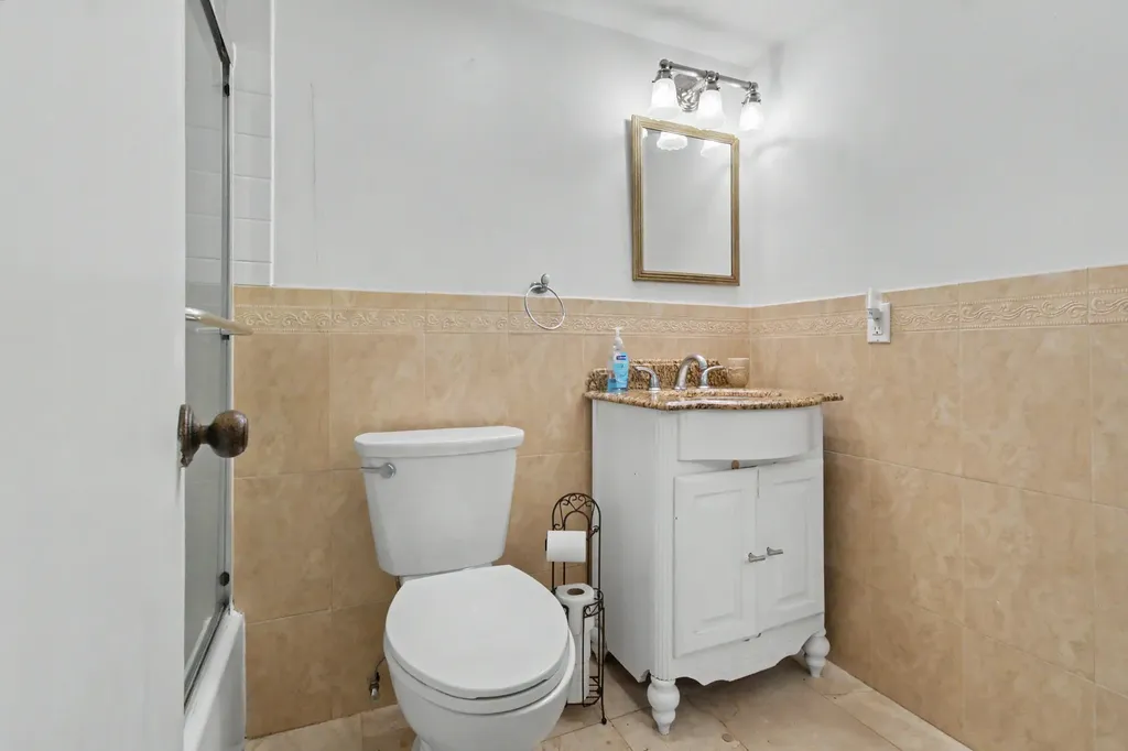 2840 NE 14th Street Pompano Beach FL 33062