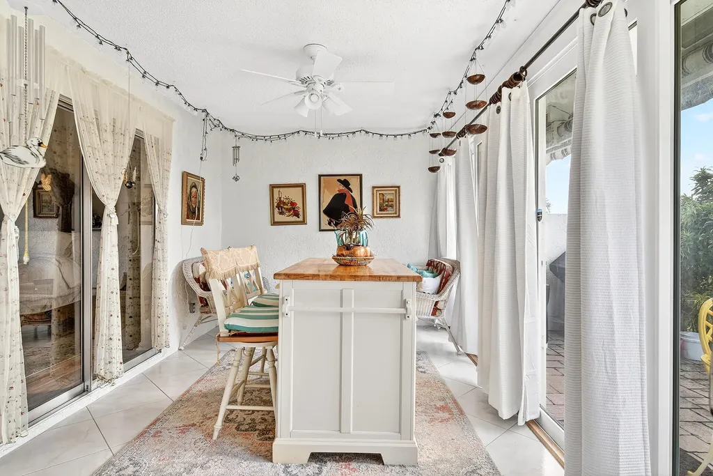 3862 Dafilee Circle West Palm Beach FL 33417