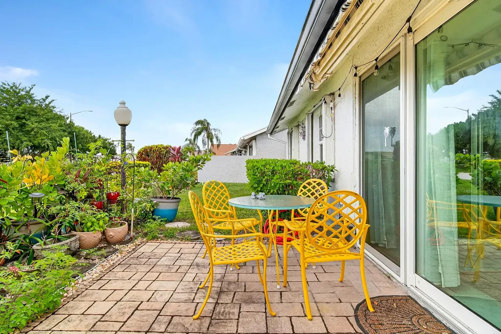 3862 Dafilee Circle West Palm Beach FL 33417
