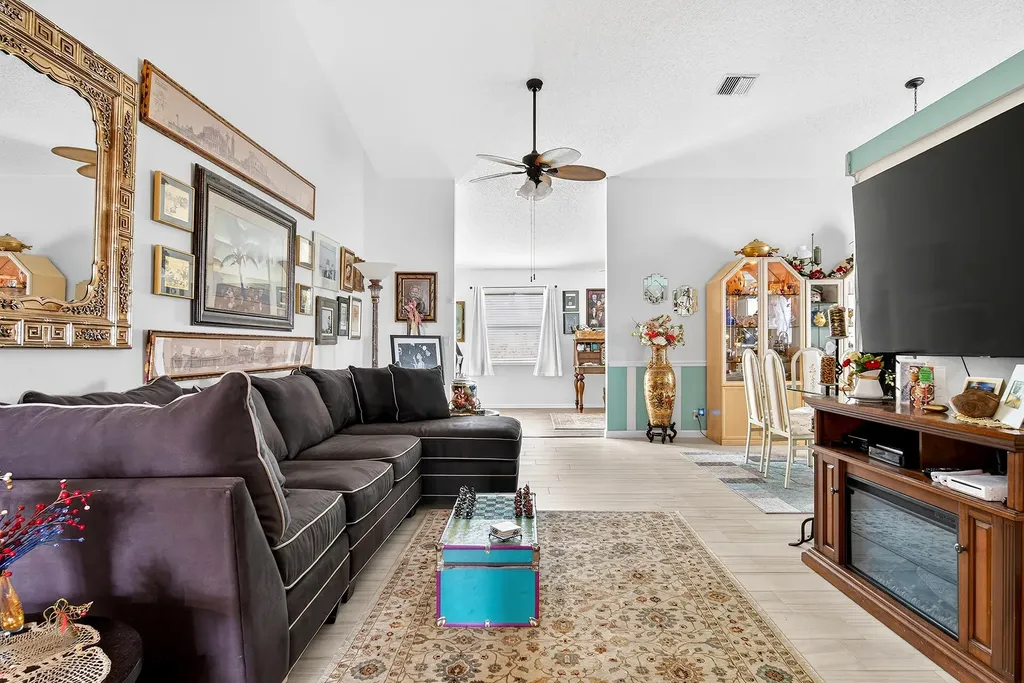3862 Dafilee Circle West Palm Beach FL 33417