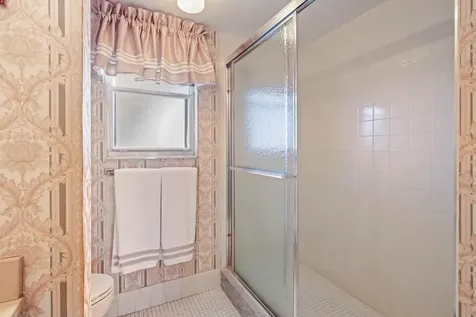 3951 Via Poinciana Greenacres FL 33467