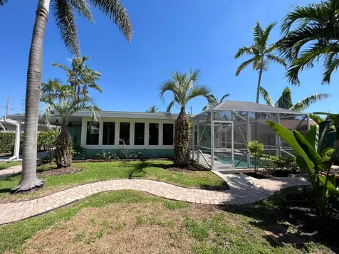 1927 Cypress Avenue Fort Pierce FL 34949