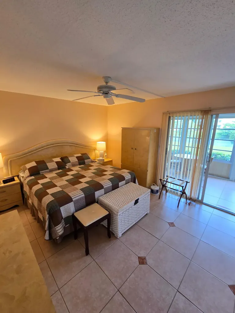 1030 Ashby D Deerfield Beach FL 33442
