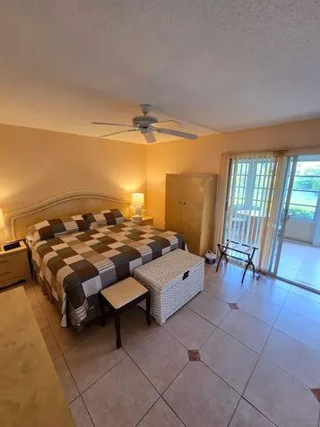1030 Ashby D Deerfield Beach FL 33442