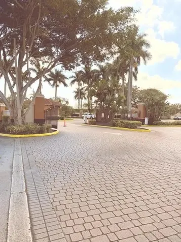 2011 Renaissance Boulevard Miramar FL 33025