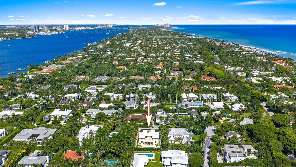 210 Emerald Lane Palm Beach FL 33480