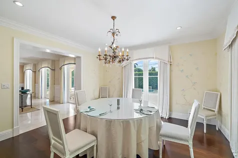 210 Emerald Lane Palm Beach FL 33480