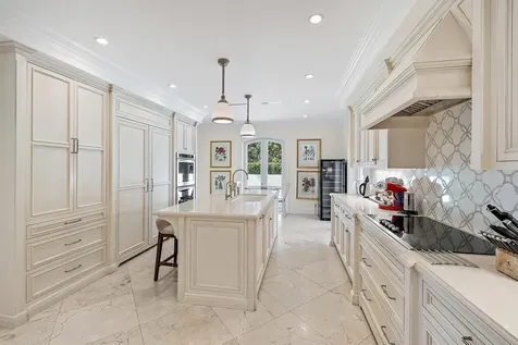 210 Emerald Lane Palm Beach FL 33480