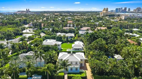 210 Emerald Lane Palm Beach FL 33480