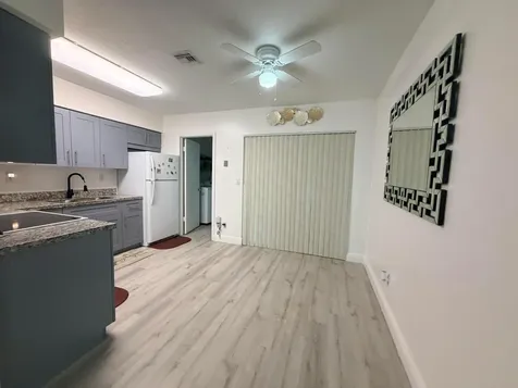 1982 SW 68th Terrace North Lauderdale FL 33068