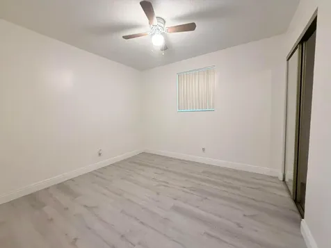 1982 SW 68th Terrace North Lauderdale FL 33068