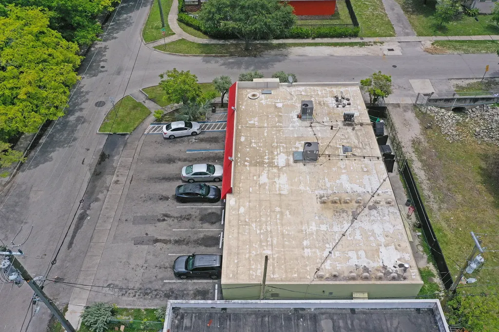 3870 SW 2nd Court Plantation FL