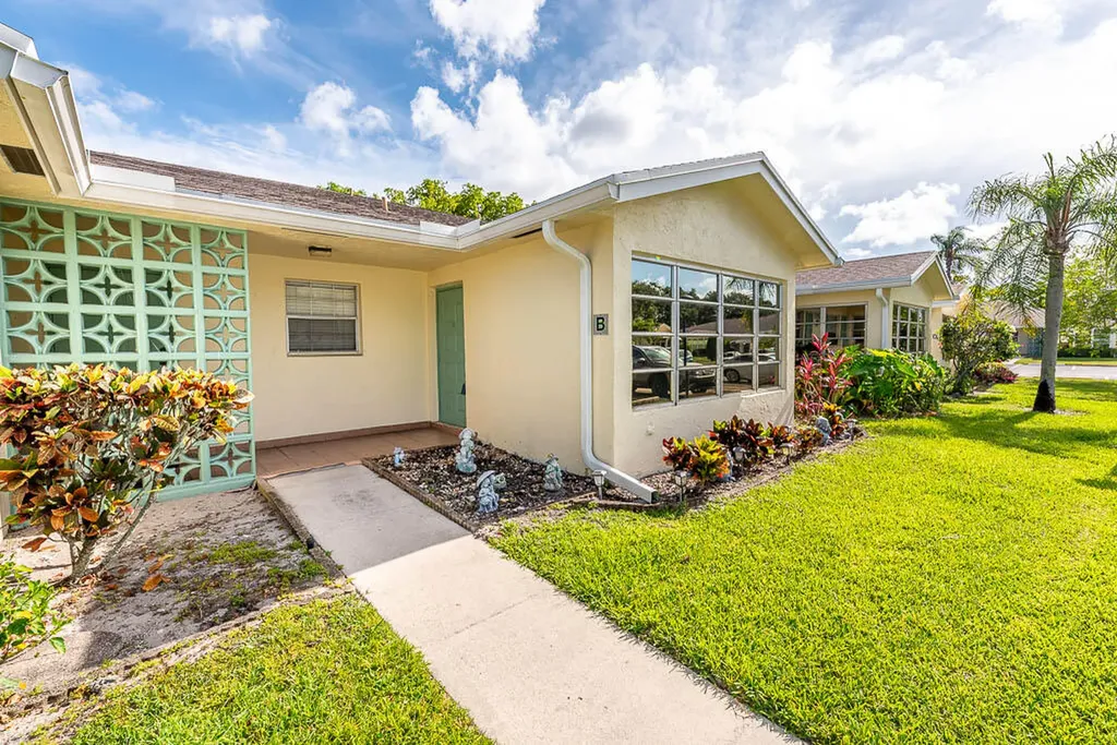 5061 Lakefront Boulevard Delray Beach FL 33484