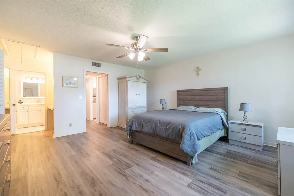 5061 Lakefront Boulevard Delray Beach FL 33484