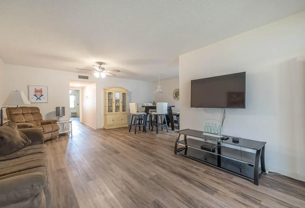 5061 Lakefront Boulevard Delray Beach FL 33484