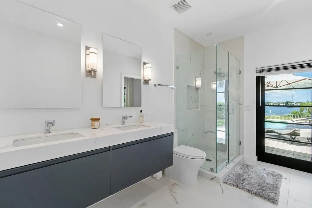210 S Lake Drive Lantana FL 33462