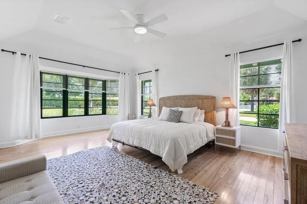 210 S Lake Drive Lantana FL 33462