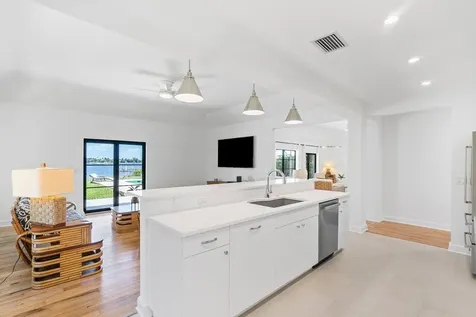 210 S Lake Drive Lantana FL 33462