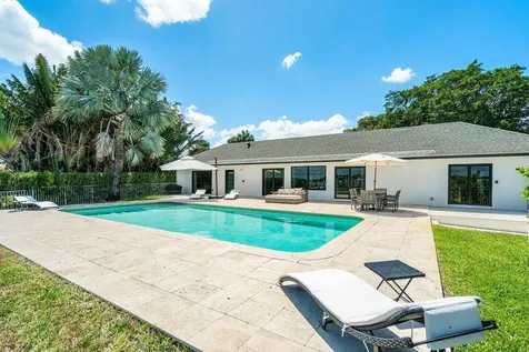 210 S Lake Drive Lantana FL 33462