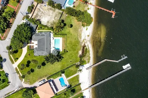 210 S Lake Drive Lantana FL 33462