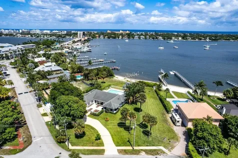 210 S Lake Drive Lantana FL 33462