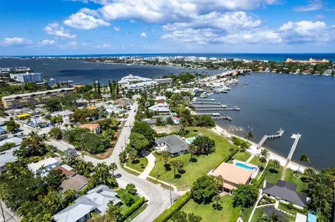 210 S Lake Drive Lantana FL 33462