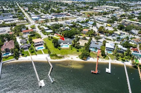 210 S Lake Drive Lantana FL 33462
