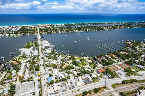 210 S Lake Drive Lantana FL 33462
