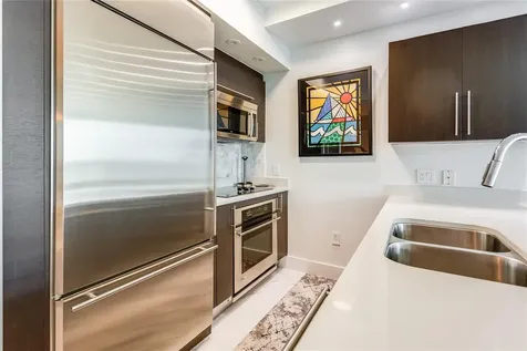 55 SE 6th Street Miami FL 33131