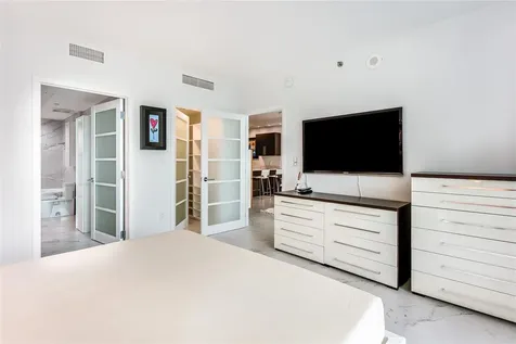 55 SE 6th Street Miami FL 33131