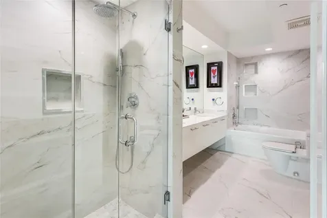 55 SE 6th Street Miami FL 33131