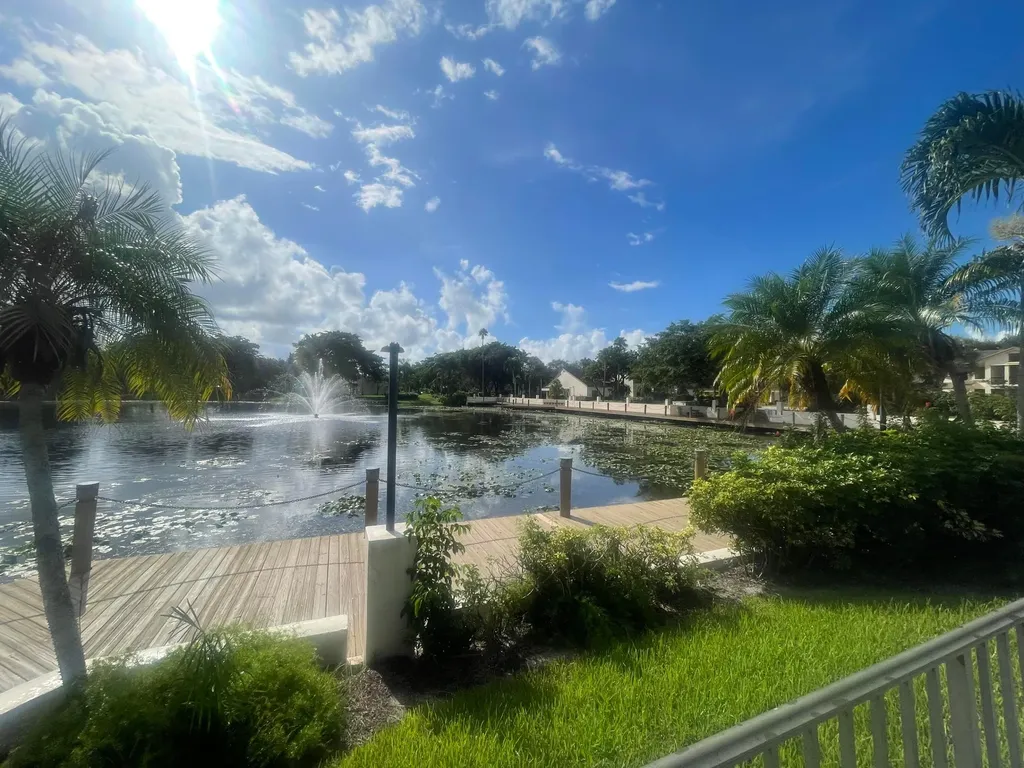 4737 NW 30th Street Coconut Creek FL 33063