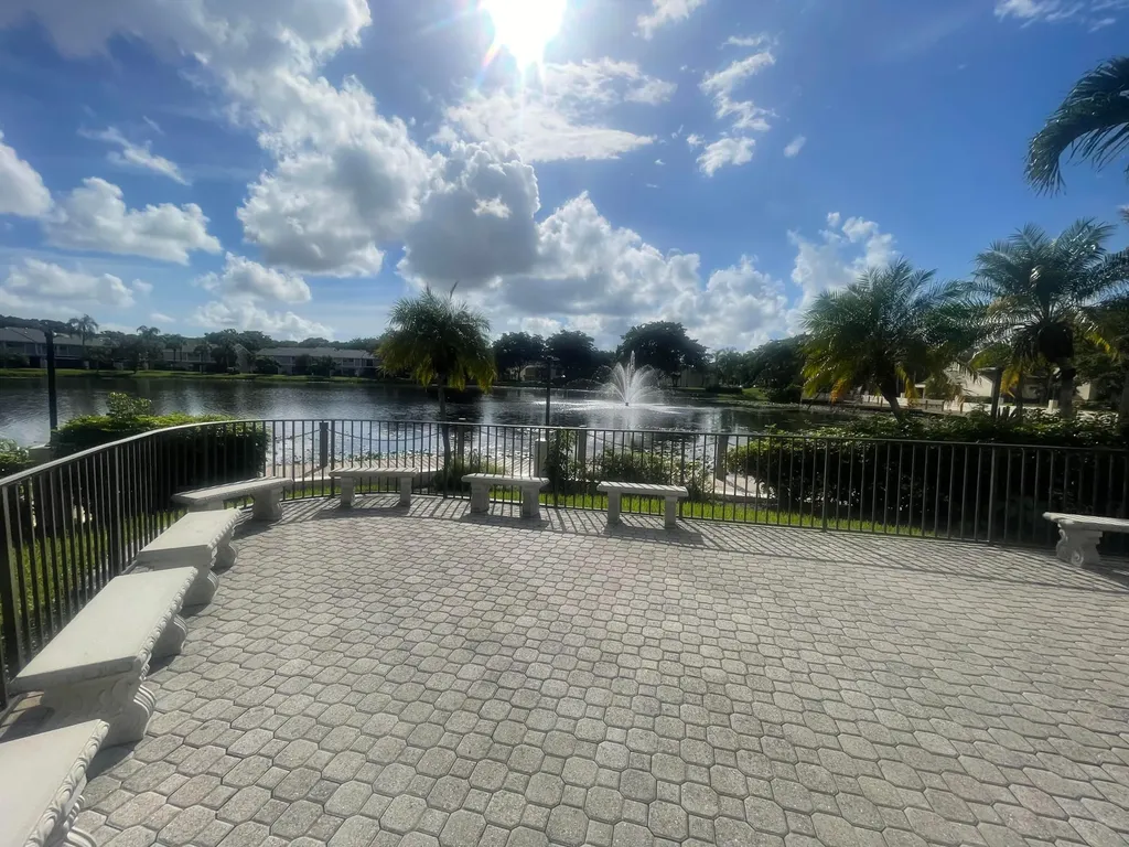 4737 NW 30th Street Coconut Creek FL 33063
