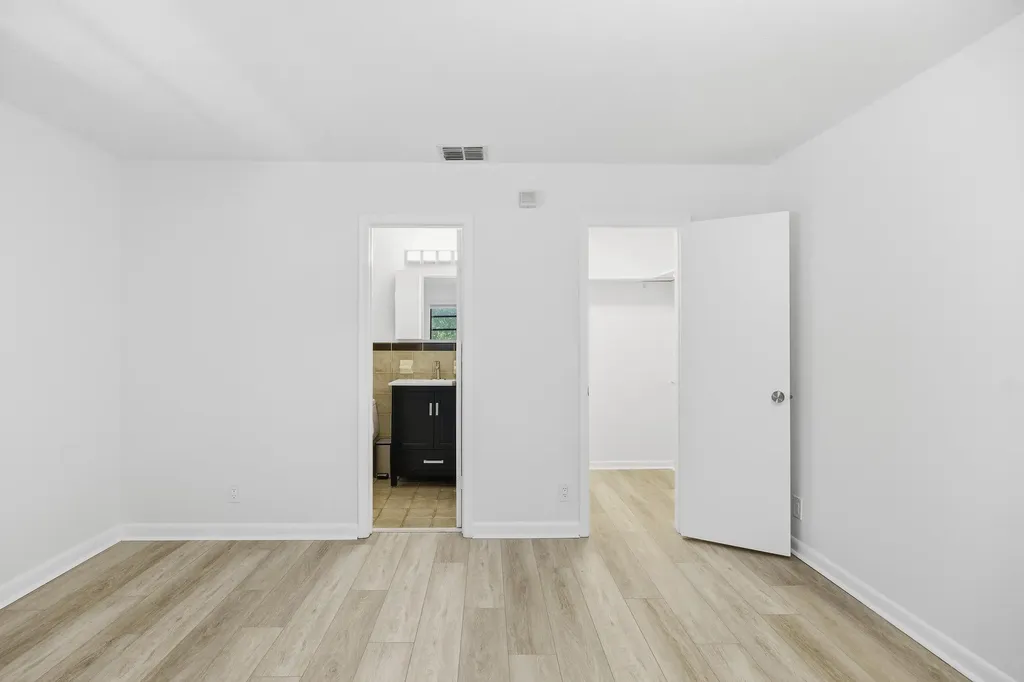 1708 SE 11th Street Fort Lauderdale FL 33316