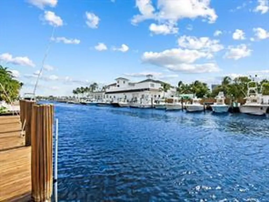 1708 SE 11th Street Fort Lauderdale FL 33316