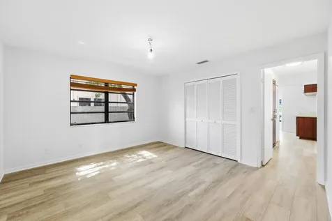 1708 SE 11th Street Fort Lauderdale FL 33316