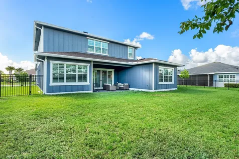 981 Castaway Court Loxahatchee FL 33470