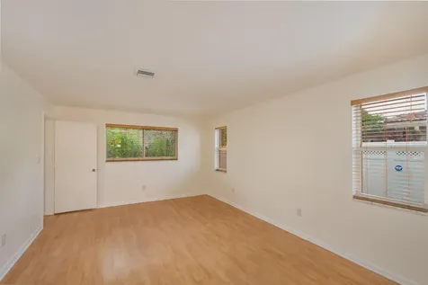 3844 NW 82nd Way Coral Springs FL 33065