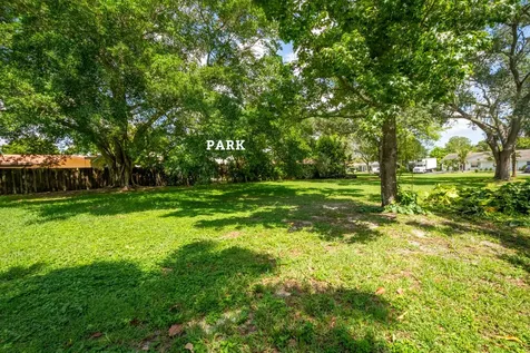 3844 NW 82nd Way Coral Springs FL 33065