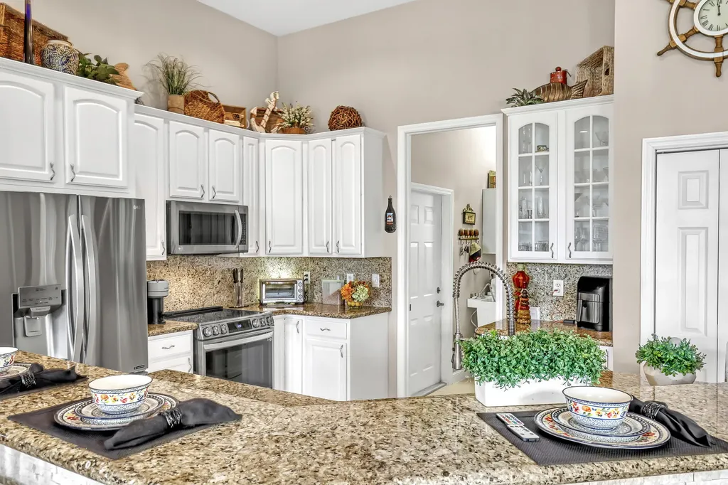 14042 88th Place N The Acreage FL 33470