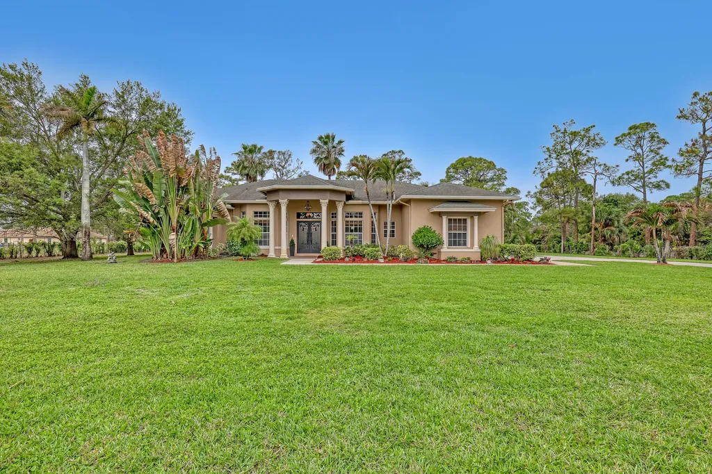14042 88th Place N The Acreage FL 33470