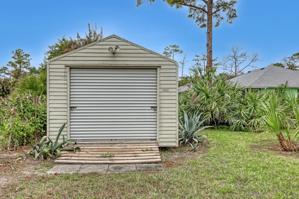 14042 88th Place N The Acreage FL 33470