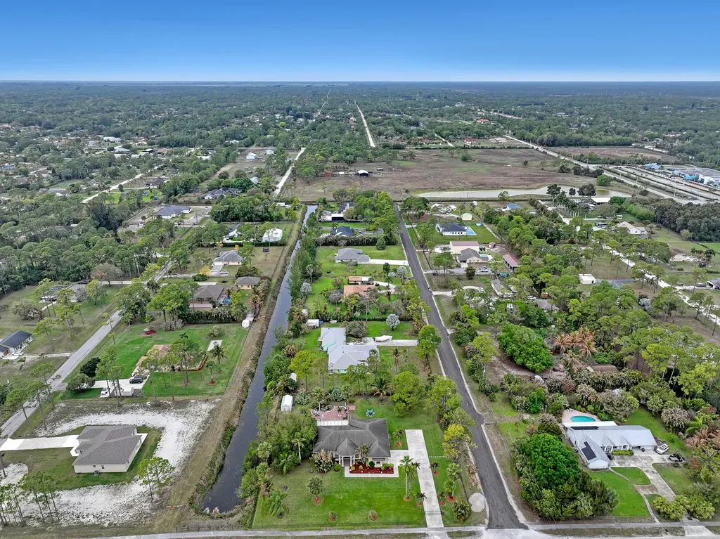 14042 88th Place N The Acreage FL 33470