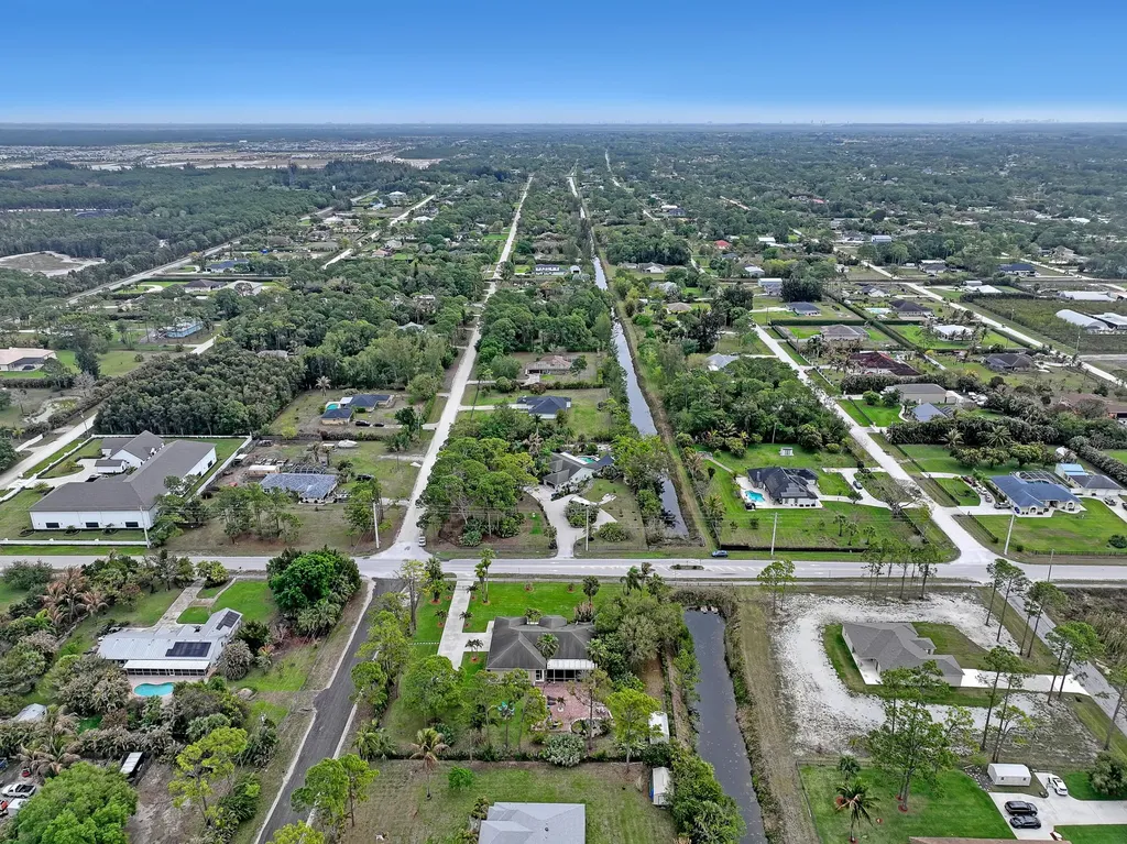 14042 88th Place N The Acreage FL 33470